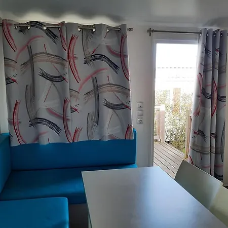 营地 Au D'hautibus *