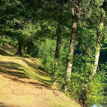 Au D'hautibus Argentonnay