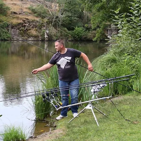 营地 Au D'hautibus Argentonnay