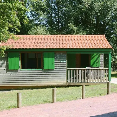 Au D'hautibus Campsite Argentonnay