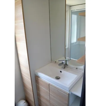 Au D'hautibus Campeggio Argentonnay