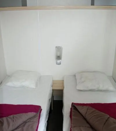 Au D'hautibus Argentonnay