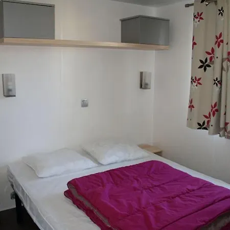 Au D'hautibus Campeggio Argentonnay