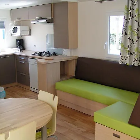 Au D'hautibus Argentonnay