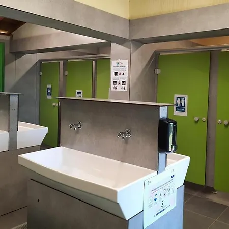 Au D'hautibus Campeggio *