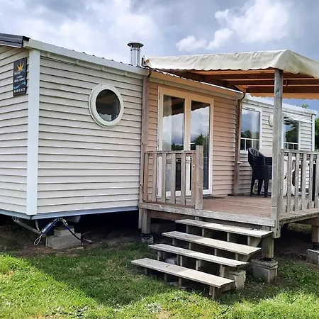 Au D'hautibus Argentonnay