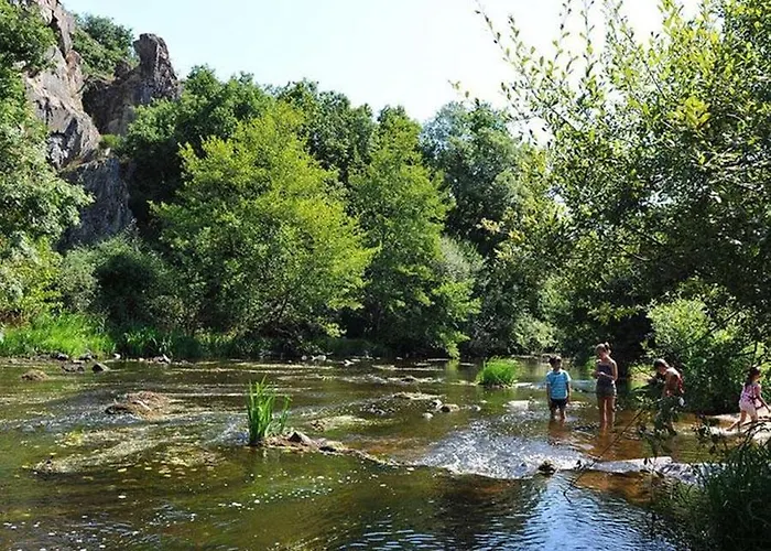 Au D'hautibus * Argentonnay