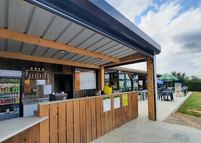 Au D'hautibus * Argentonnay